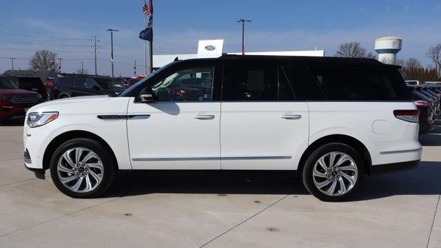 2024 Lincoln Navigator L Black Label