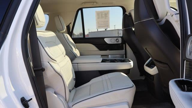 2024 Lincoln Navigator L Black Label