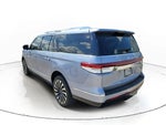 2024 Navigator L Thumbnail 2