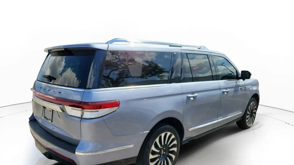 2024 Lincoln Navigator L Black Label