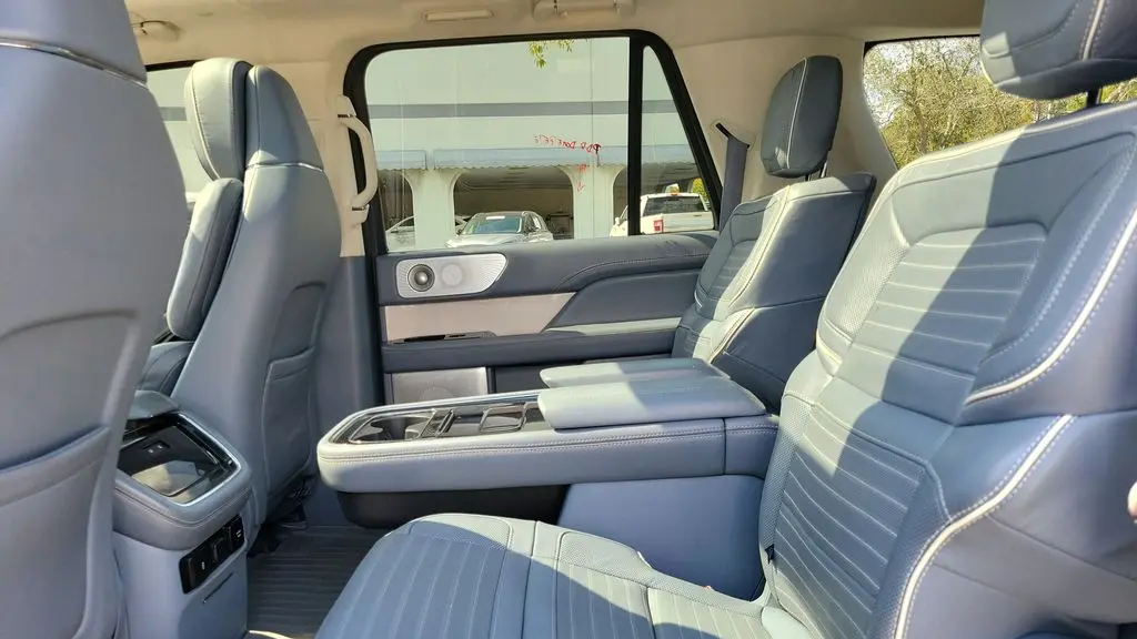 2024 Lincoln Navigator L Black Label
