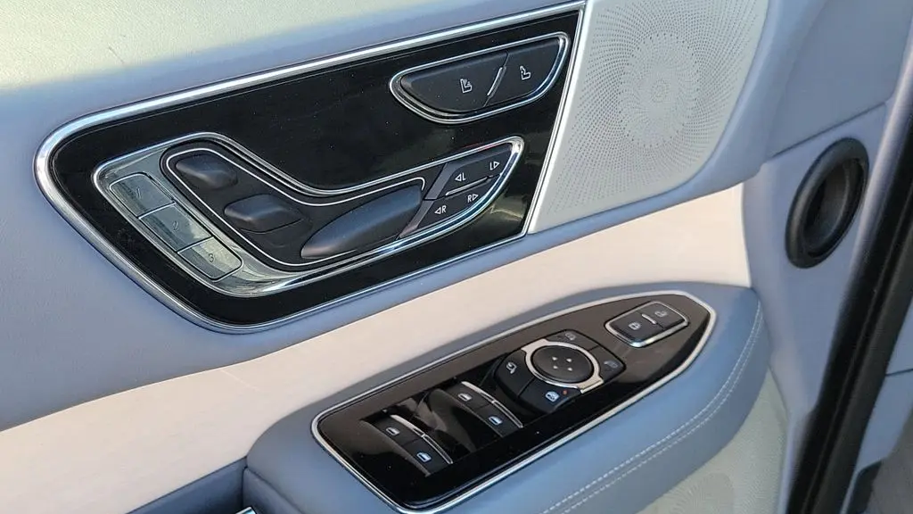 2024 Lincoln Navigator L Black Label