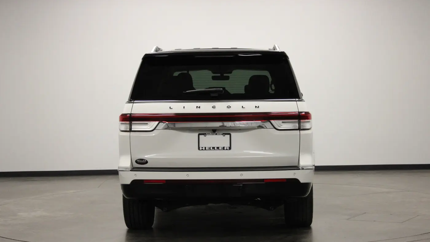 2024 Lincoln Navigator L Black Label