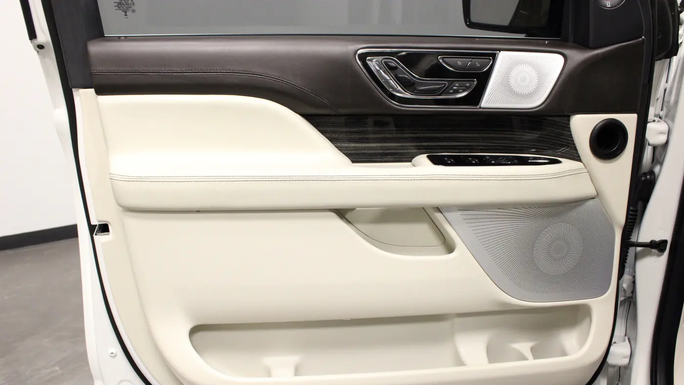 2024 Lincoln Navigator L Black Label