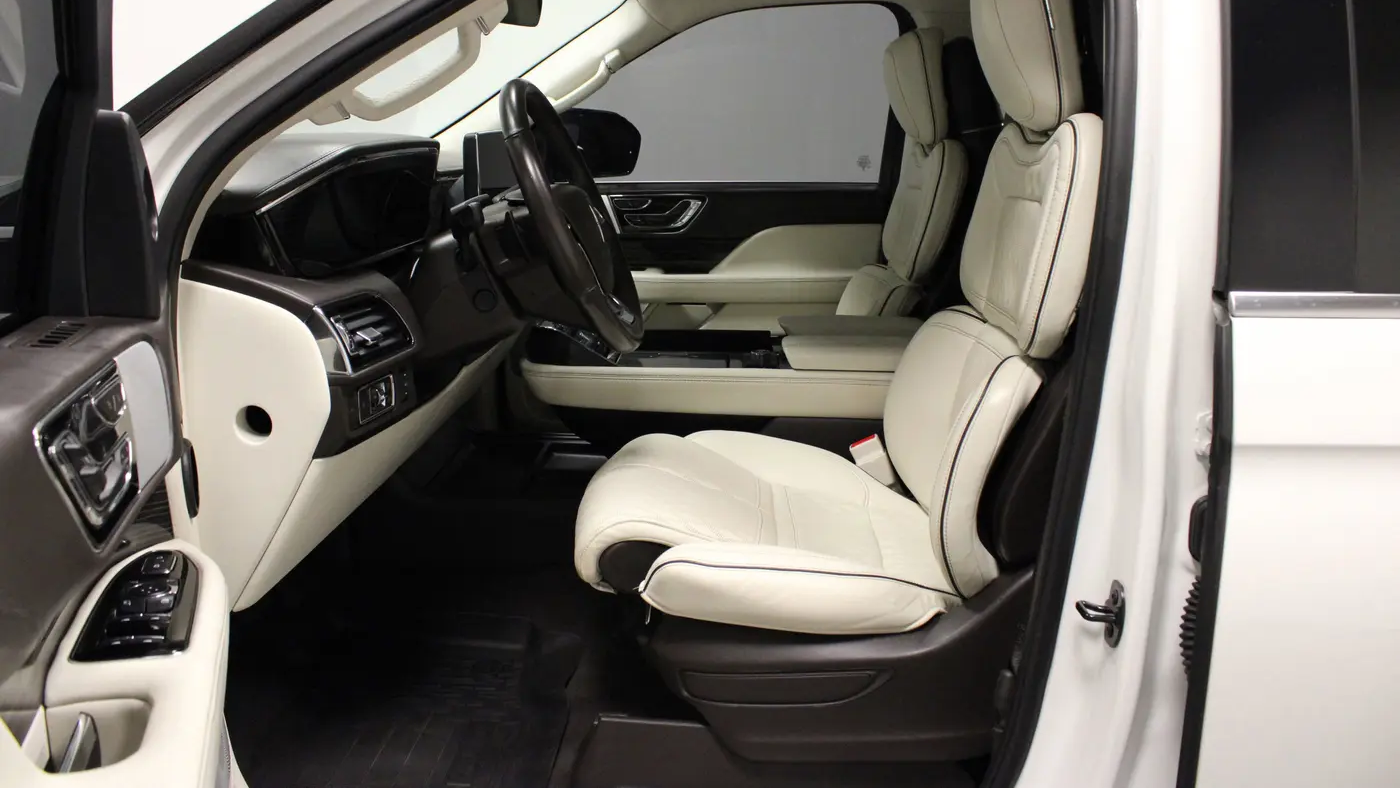2024 Lincoln Navigator L Black Label