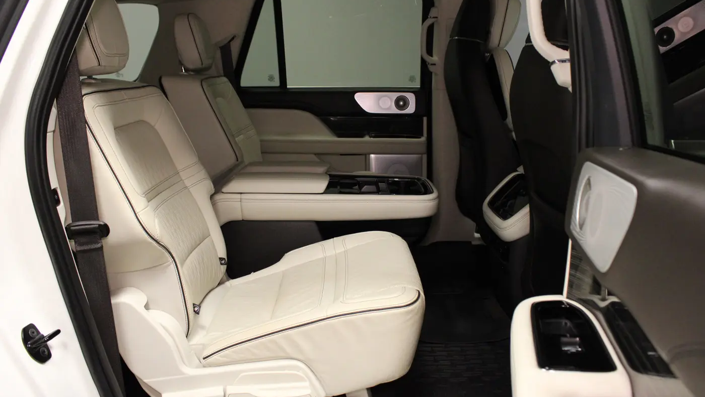2024 Lincoln Navigator L Black Label