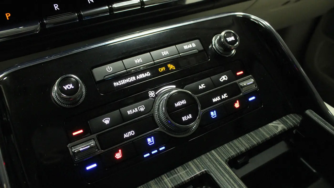 2024 Lincoln Navigator L Black Label