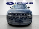 2025 Navigator L Thumbnail 9