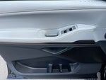 2025 Navigator L Thumbnail 12