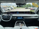 2025 Navigator L Thumbnail 15