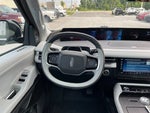 2025 Navigator L Thumbnail 16