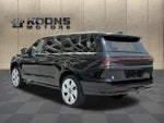 2025 Navigator L Thumbnail 3