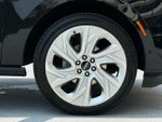 2025 Navigator L Thumbnail 10