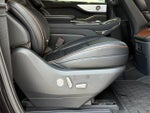 2025 Navigator L Thumbnail 22