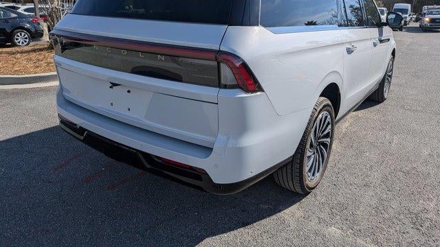 2025 Lincoln Navigator L Black Label