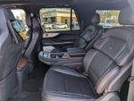 2025 Navigator L Thumbnail 15