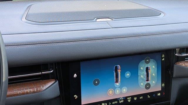 2025 Lincoln Navigator L Black Label