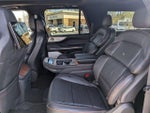 2025 Navigator L Thumbnail 16
