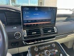 2023 Navigator L Thumbnail 19