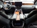 2023 Navigator L Thumbnail 11