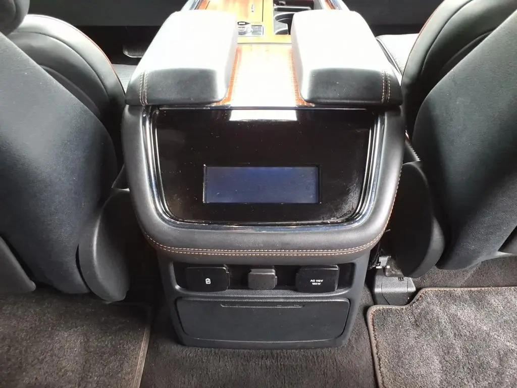 2023 Lincoln Navigator - $65,490