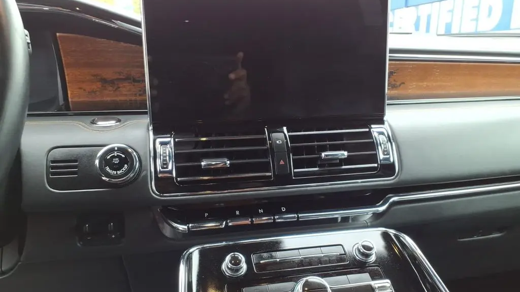 2023 Lincoln Navigator L Black Label