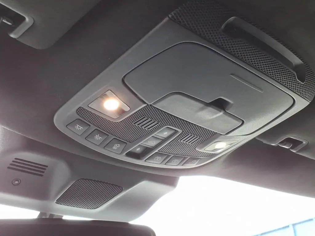 2023 Lincoln Navigator - $65,490
