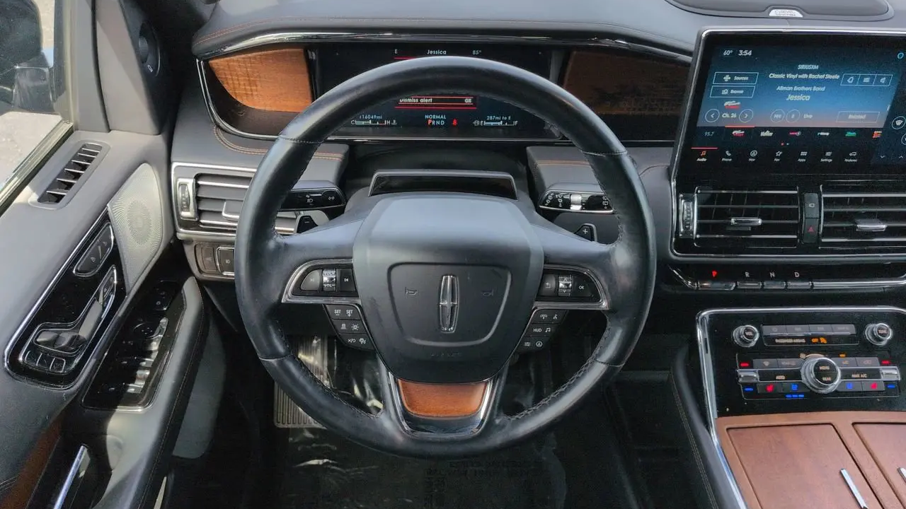 2023 Lincoln Navigator L Black Label