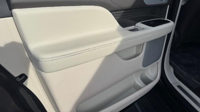 2024 Lincoln Navigator L Black Label