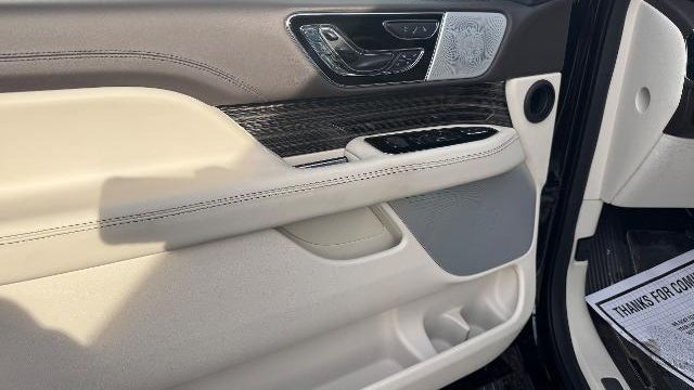 2024 Lincoln Navigator L Black Label