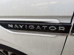 2024 Navigator L Thumbnail 8