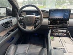2024 Navigator L Thumbnail 25