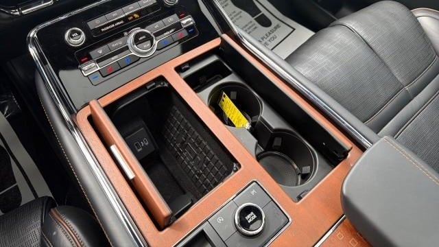 2024 Lincoln Navigator L Black Label