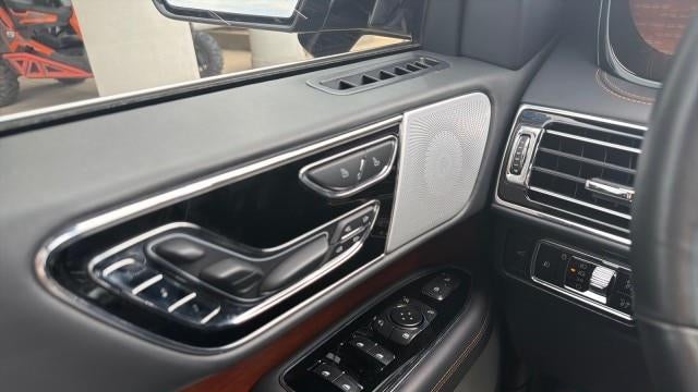 2024 Lincoln Navigator L Black Label