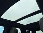 2024 Navigator L Thumbnail 25