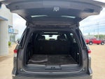 2024 Navigator L Thumbnail 8