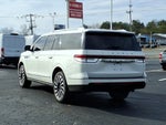 2024 Navigator L Thumbnail 2
