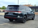 2024 Navigator L Thumbnail 7