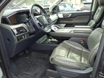 2024 Navigator L Thumbnail 10
