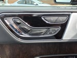 2024 Navigator L Thumbnail 16
