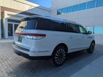 2024 Navigator L Thumbnail 4