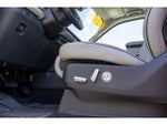 2025 Navigator L Thumbnail 19