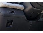 2025 Navigator L Thumbnail 23