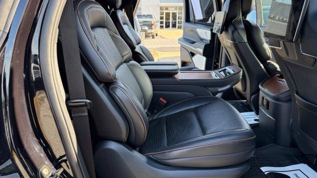 2025 Lincoln Navigator - $92,480