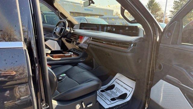2025 Lincoln Navigator - $92,480