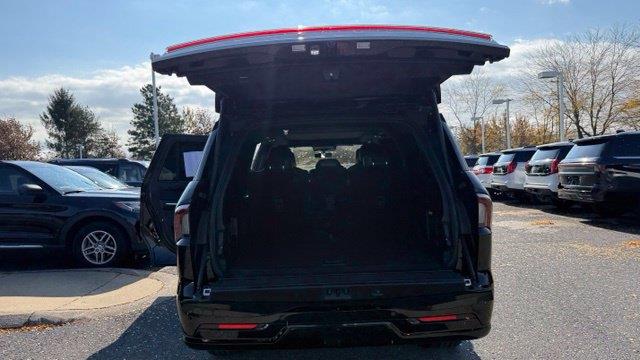2025 Lincoln Navigator - $92,480