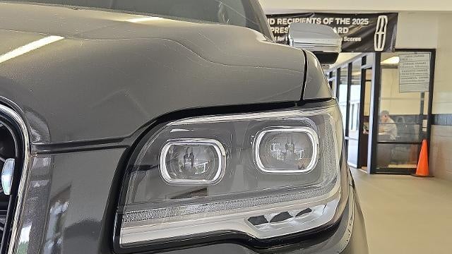 2023 Lincoln Navigator L Black Label