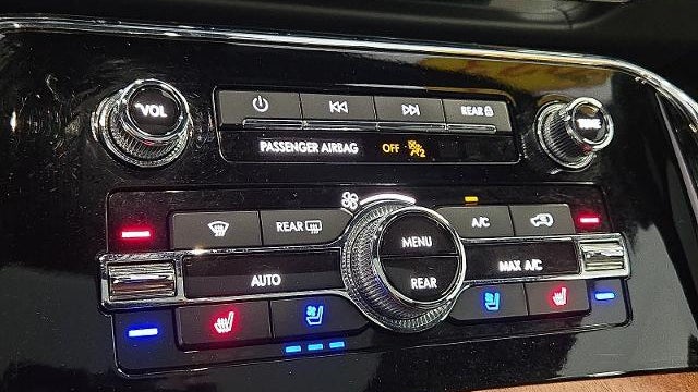 2023 Lincoln Navigator L Black Label