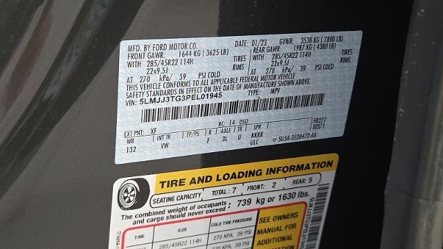 2023 Lincoln Navigator L Black Label