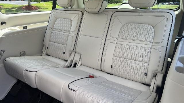 2023 Lincoln Navigator L Black Label